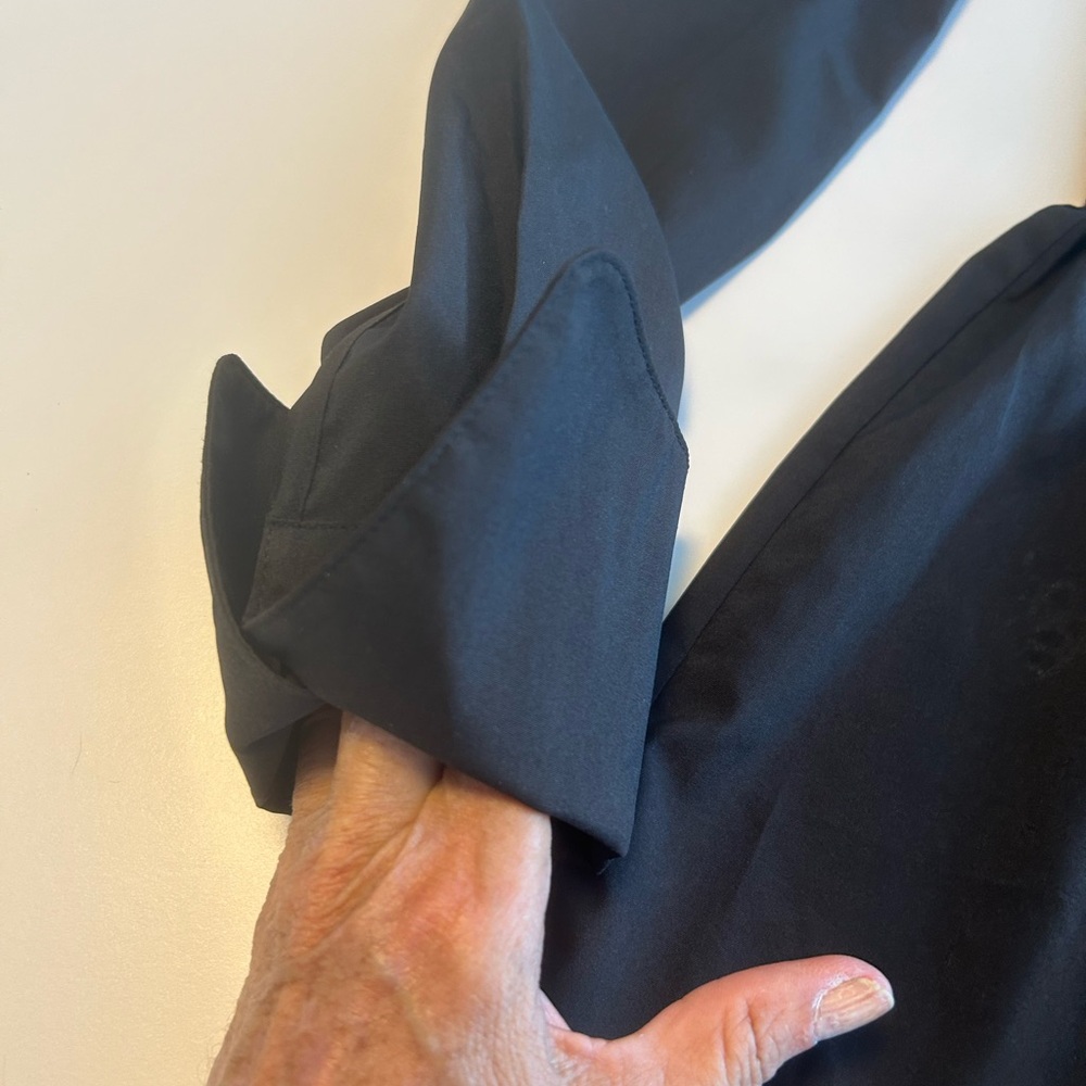 Luxe by Stylekeepers, black, off-shoulder, smocked-bodice, flowing bottom. Sz M - Picture 4 of 12